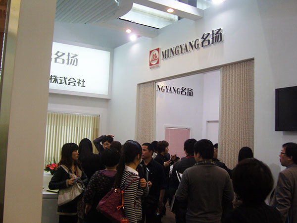 金鳳凰窗簾品種多樣，是不錯的選擇！